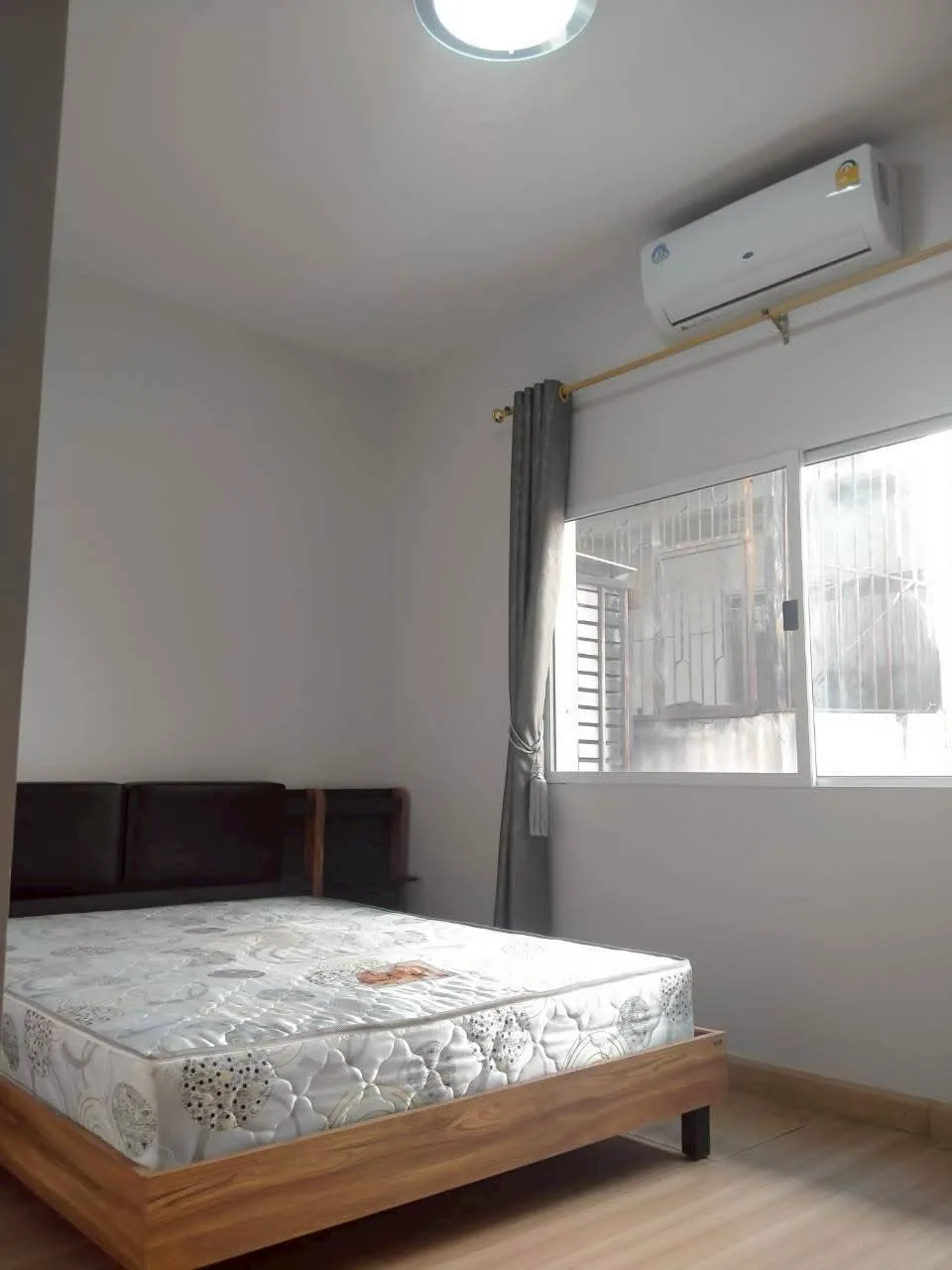 ให้เช่าทาวน์โฮม 3 ชั้น หมู่บ้านกฤษณา Private City ถนนกรุงเทพกรีฑา 4 ห้องนอน 5 ห้องน้ำ ติด 7-11 ใกล้ Wellington & Brighton - ภาพที่ 18 จาก 20