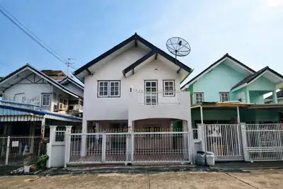 บ้านให้เช่า ลาดพร้าว 101 4 ห้องนอน 3 ห้องน้ำ ค่าเช่า 20,000 บาท/เดือน เข้า-ออกได้หลายทาง